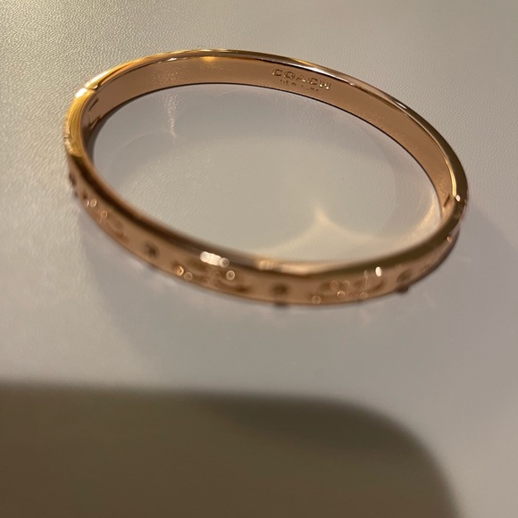 NEW Coach Rose Gold Signature Bracelet - Picture 5 of 8
